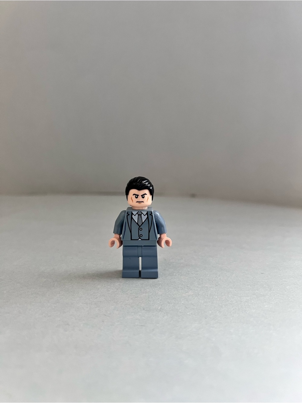 LEGO DC Comics Super Heroes Bruce Wayne Minifigure